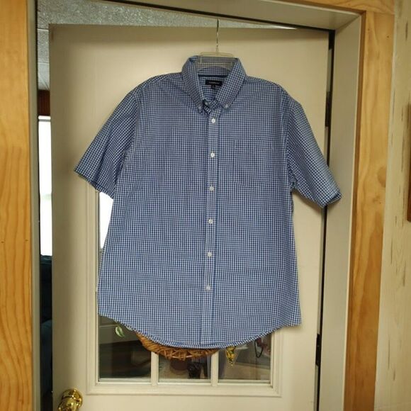 New Croft & Barrow Blue Checked Short Sleeve Button Down Shirt Size Men's L - Picture 1 of 2